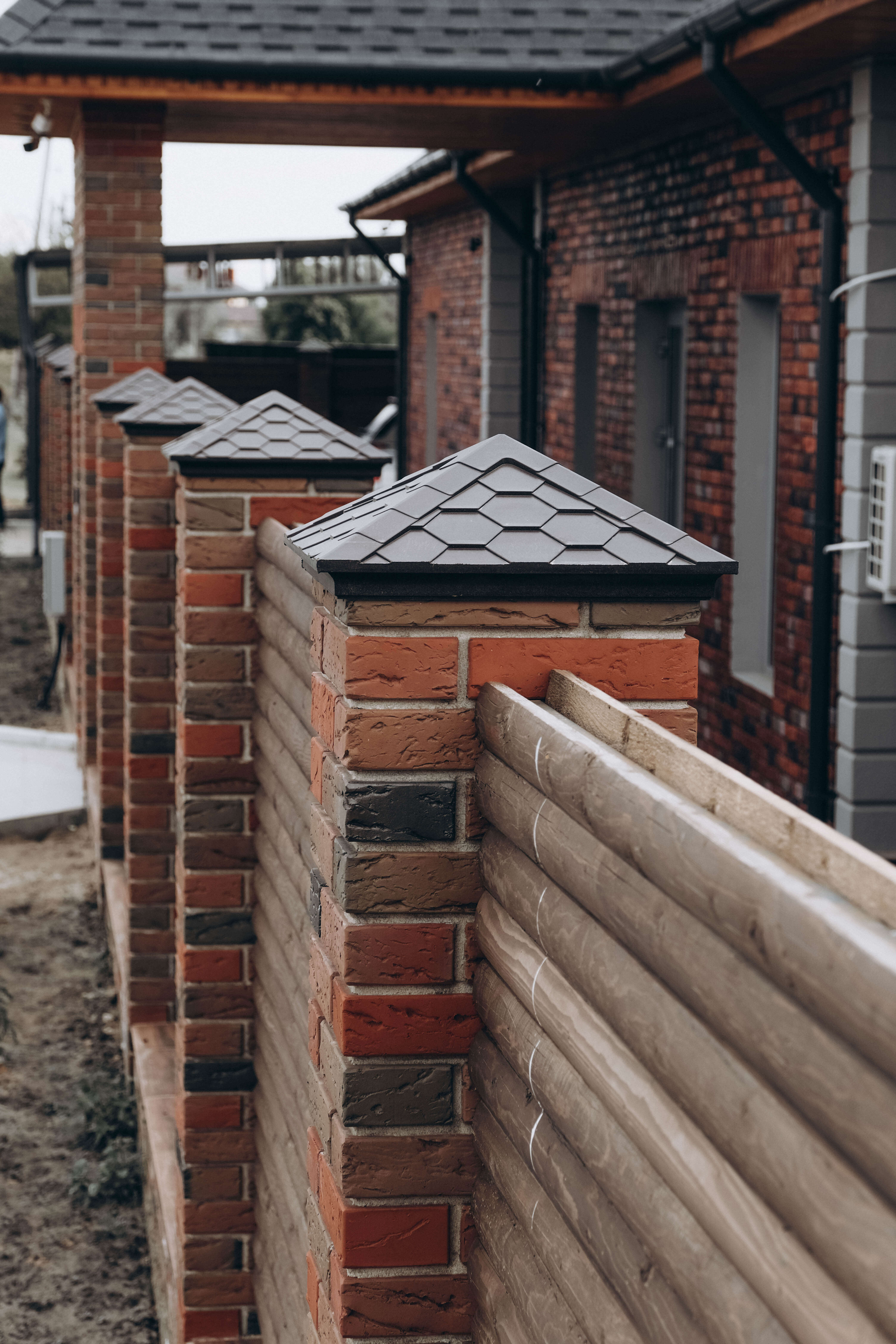 Колпак Zking Эверест Коричневый на столб 1.5х1.5 кирпича (390х390мм) в Сальске фото